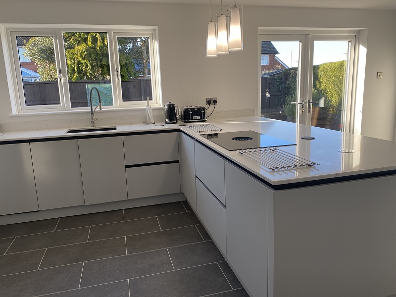 Handleless Modern Kitchen